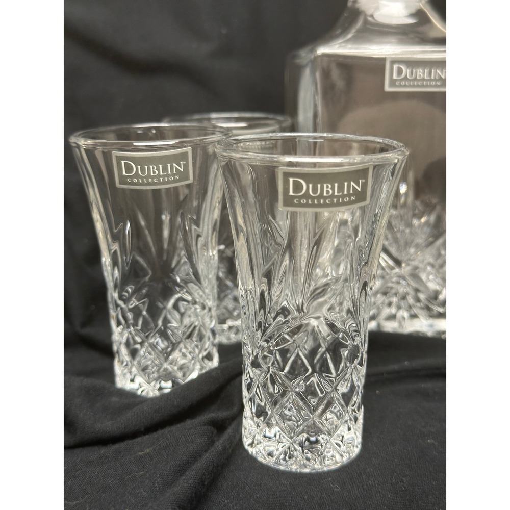 Elegant Dublin Collection Crystal Decanter Set with 6 Cordial/Liqueur Glasses - Picture 4 of 9